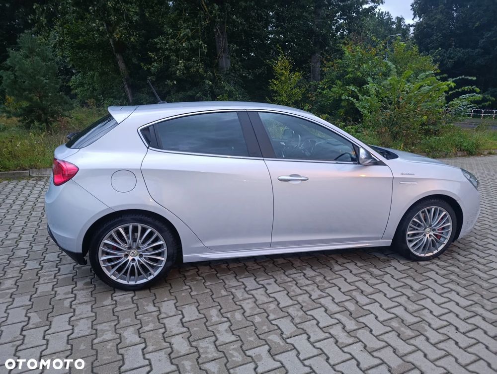 Alfa Romeo Giulietta - 5