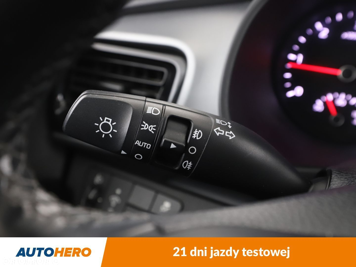 Kia Stonic 1.6 CRDi L - 25