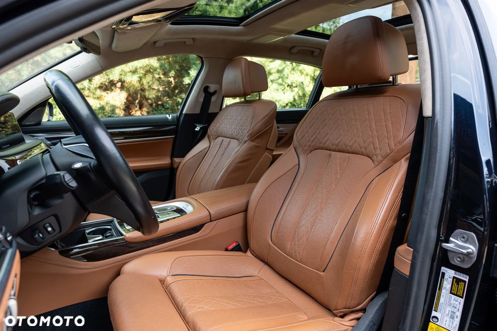 BMW Seria 7 750Li xDrive Edition Exclusive - 20