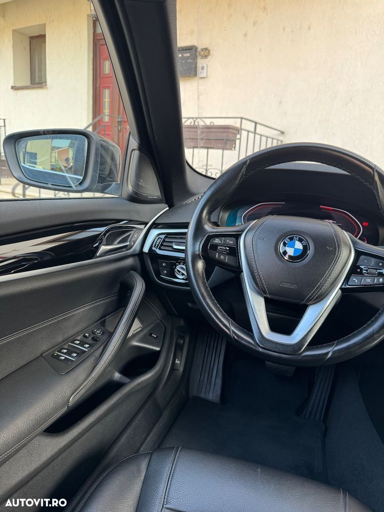 BMW Seria 5 520d EfficientDynamics Edition AT - 11