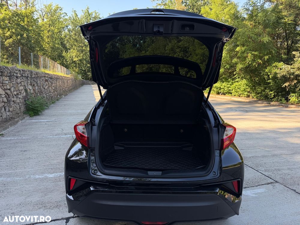 Toyota C-HR - 8