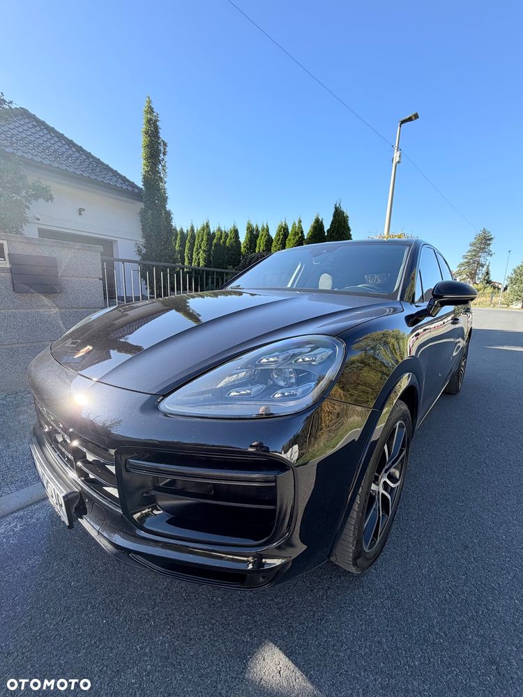 Porsche Cayenne Turbo - 1