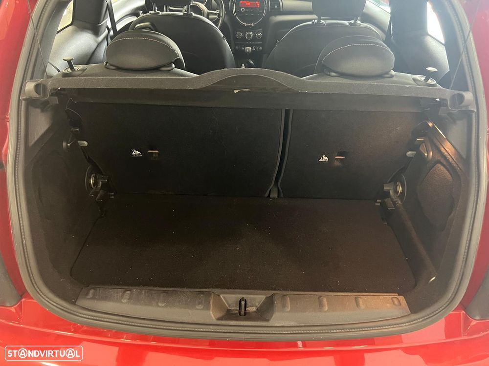 MINI 3 Portas One - 21