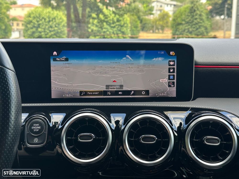Mercedes-Benz A 200 AMG Line - 12