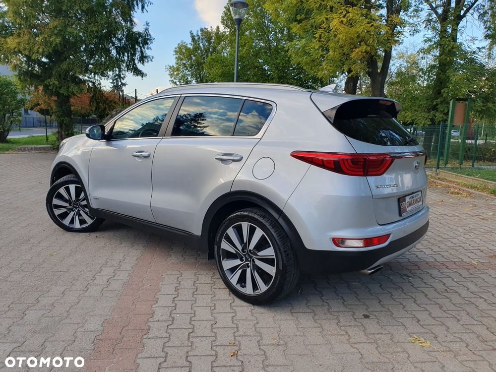 Kia Sportage 1.6 T-GDI AWD VISION - 36