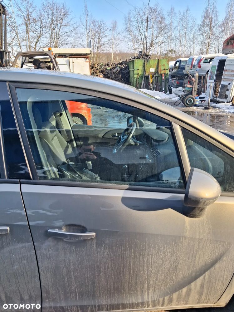 OPEL MERIVA B 2015 części - 17