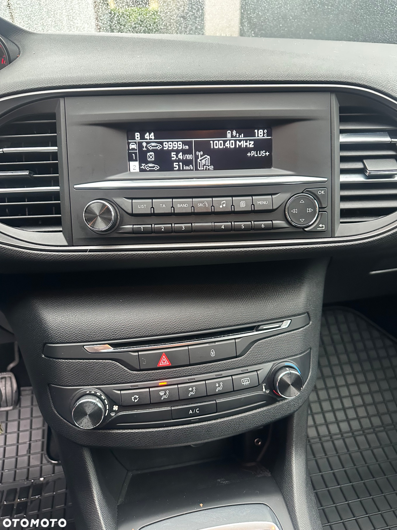 Peugeot 308 - 18