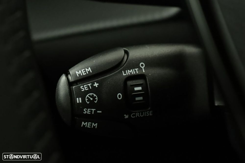Peugeot e-208 50 kWh Style - 18
