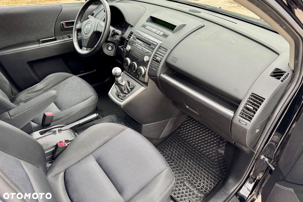Mazda 5 - 13