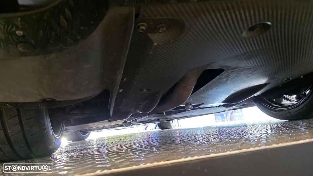 Nissan GT-R Black Edition - 32