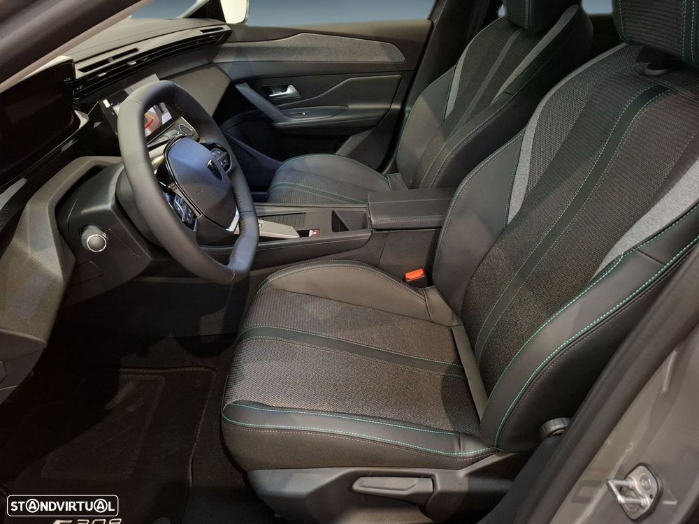 Peugeot e-308 54 kWh Allure - 9