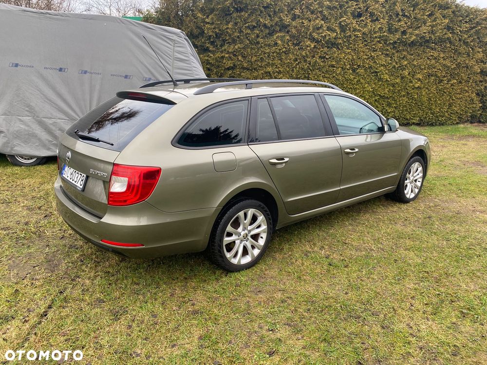 Skoda Superb 1.6 TDI Active Greenline - 4