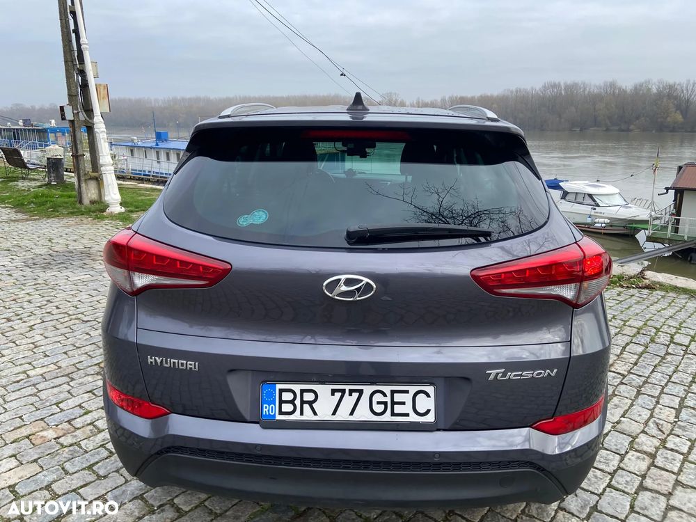 Hyundai Tucson - 12