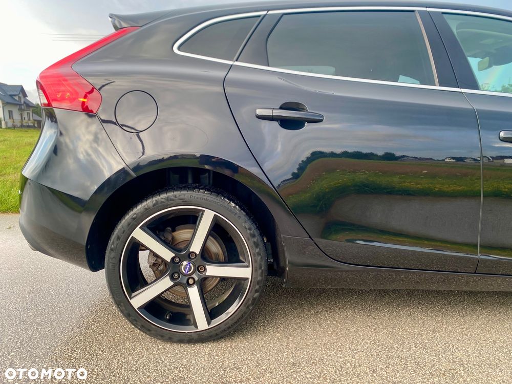 Volvo V40 D4 Drive-E Momentum - 4