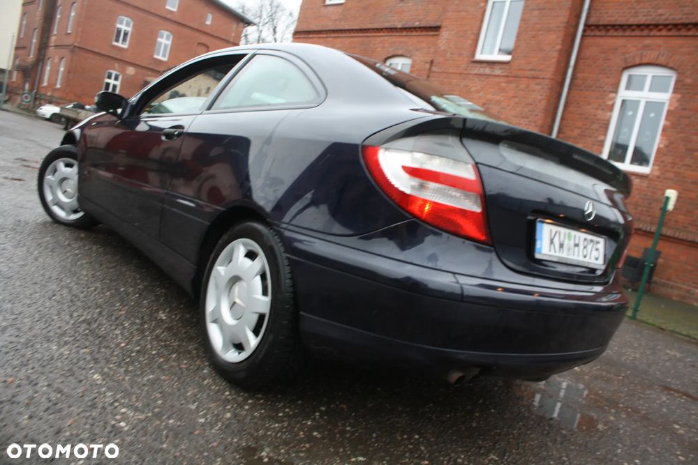 Mercedes-Benz Klasa C 160 Kompressor Sport Edition + - 14