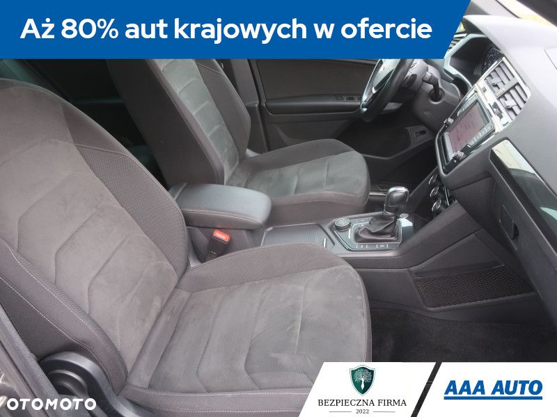 Volkswagen Tiguan - 10