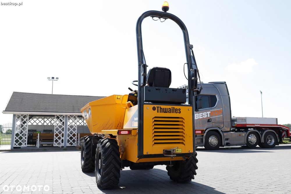 Thwaites MACH2080 3 tony - 6