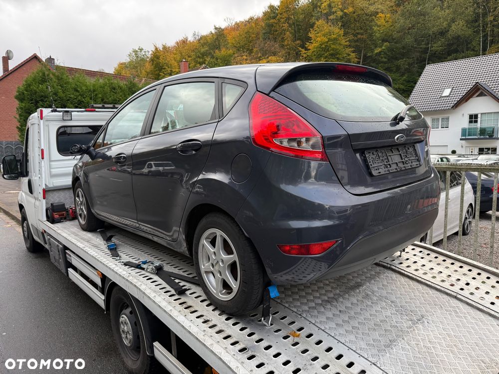 Ford Fiesta 1.25 Titanium - 9