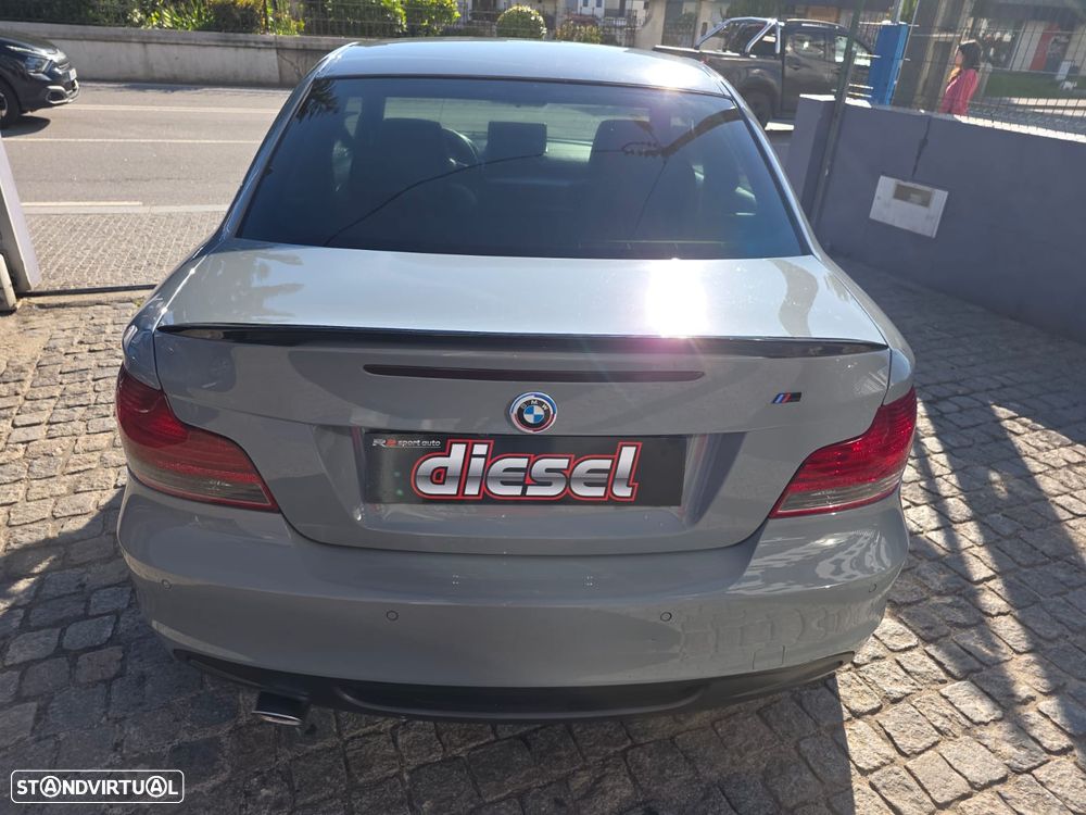 BMW 118 d Limited Edition Lifestyle c/ M Sport Pack - 22