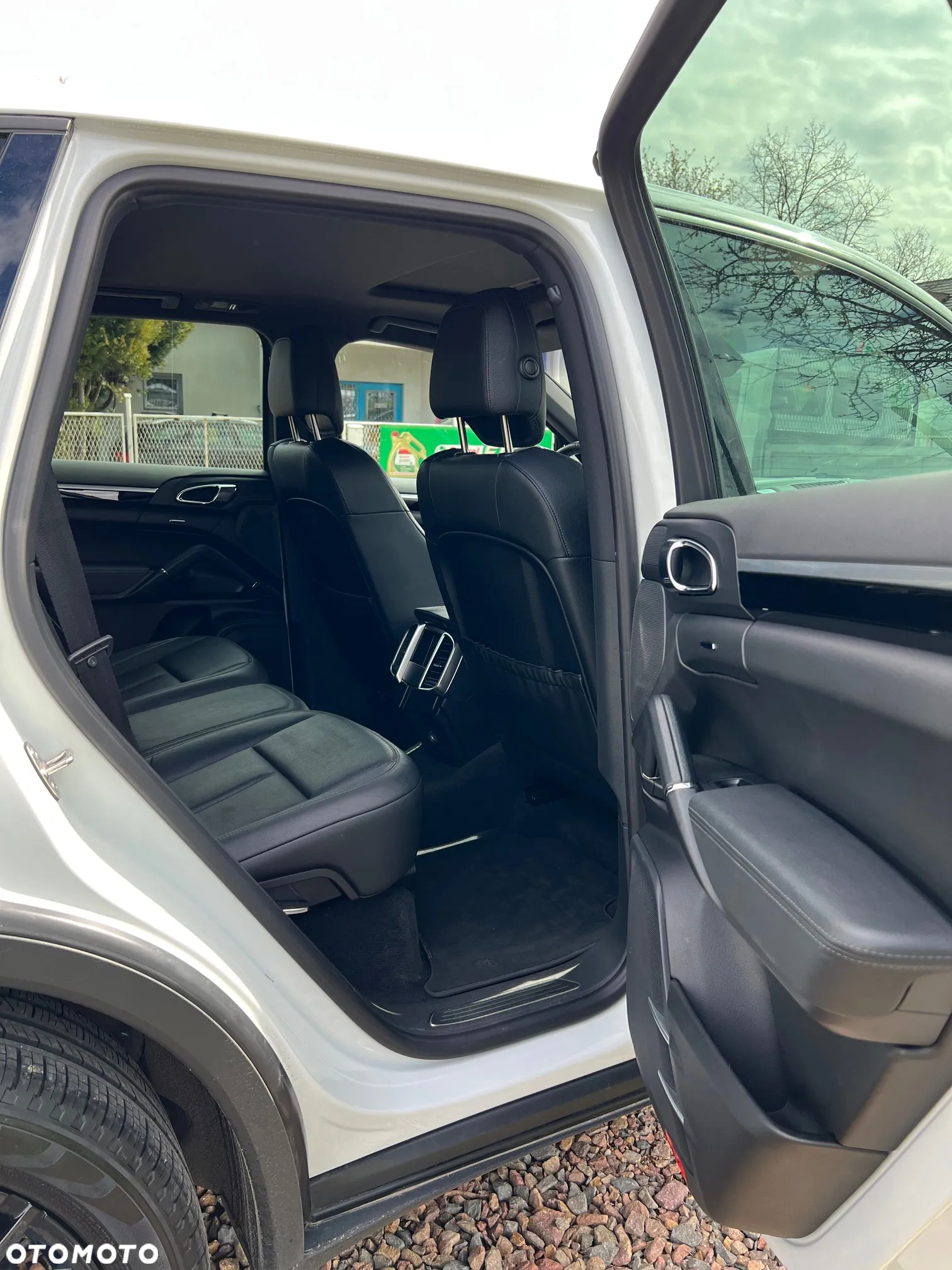 Porsche Cayenne Diesel Platinum Edition - 9