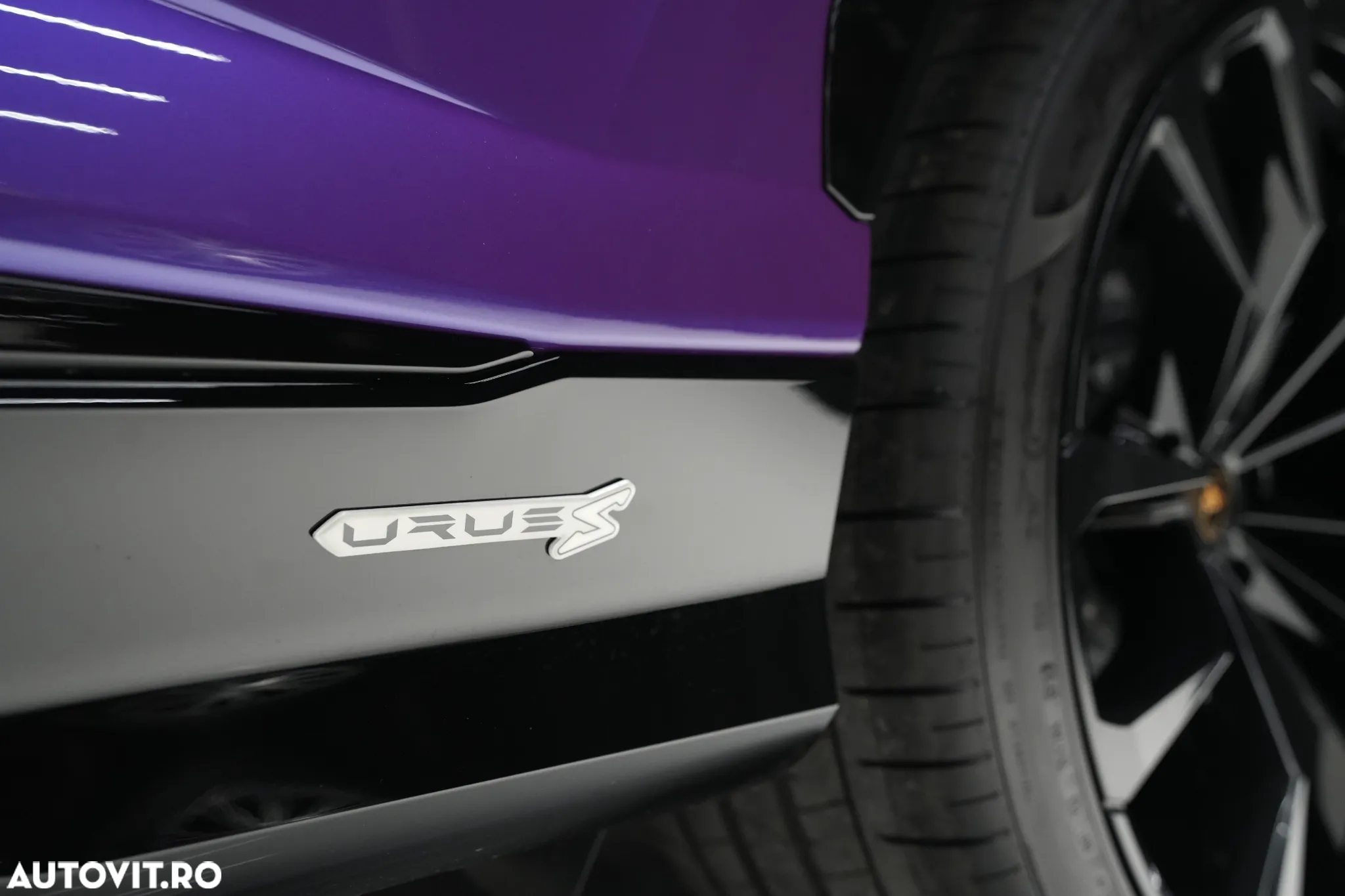 Lamborghini URUS - 11
