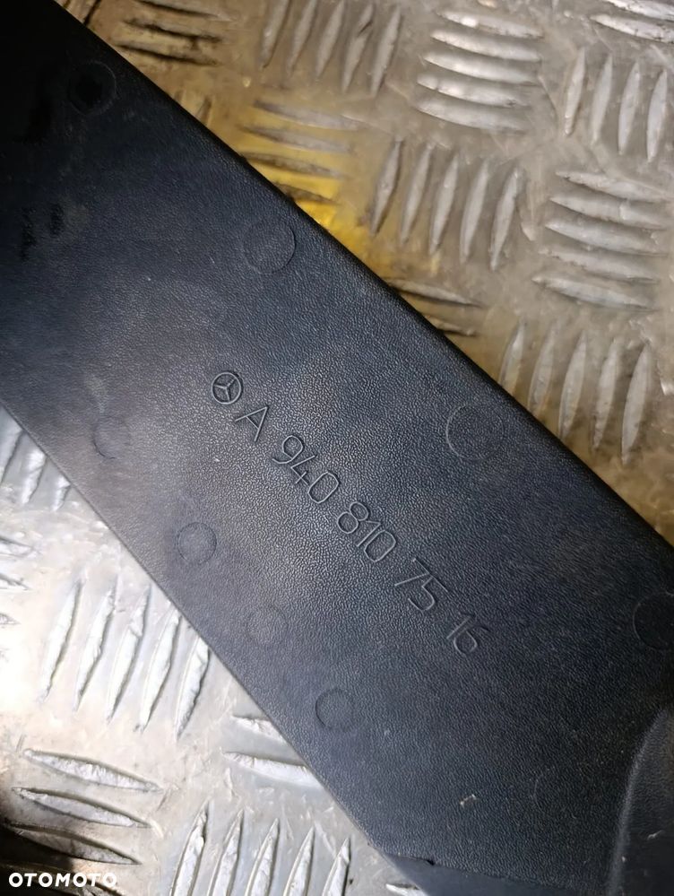 LUSTERKO RAMPOWE MERCEDES ATEGO A 9408107516 - 2