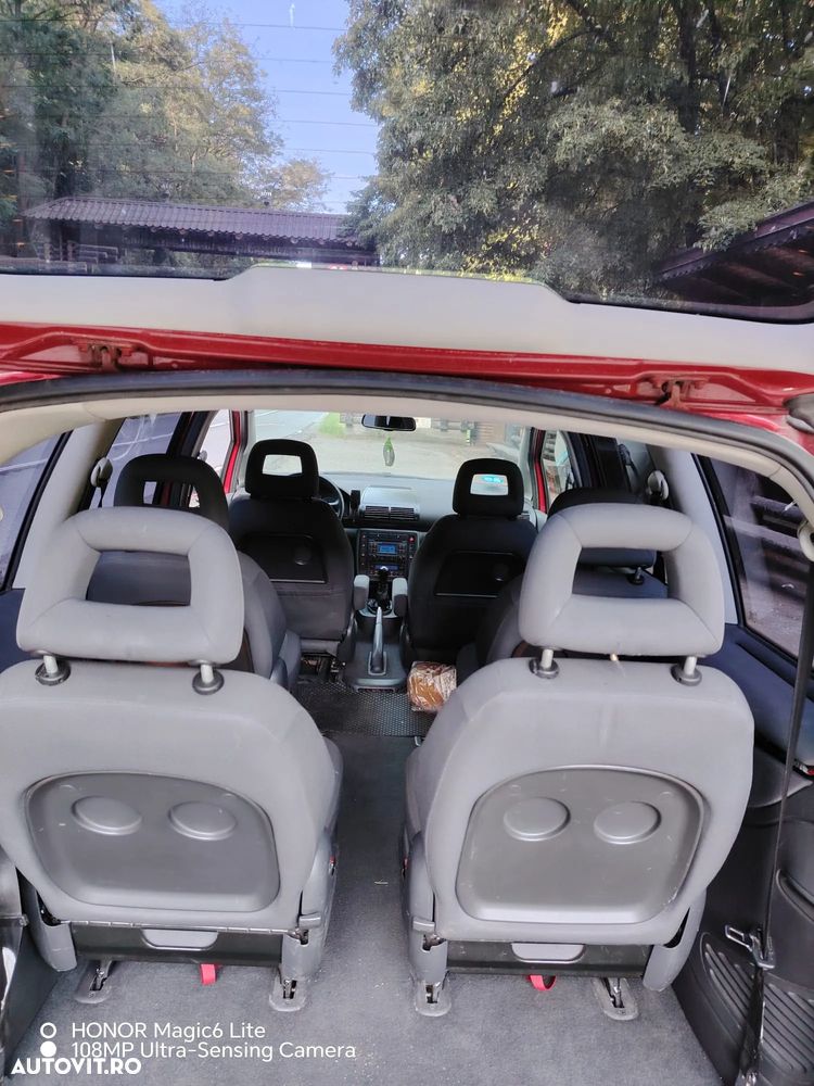 Volkswagen Sharan 1.9 TDI Comfortline - 5
