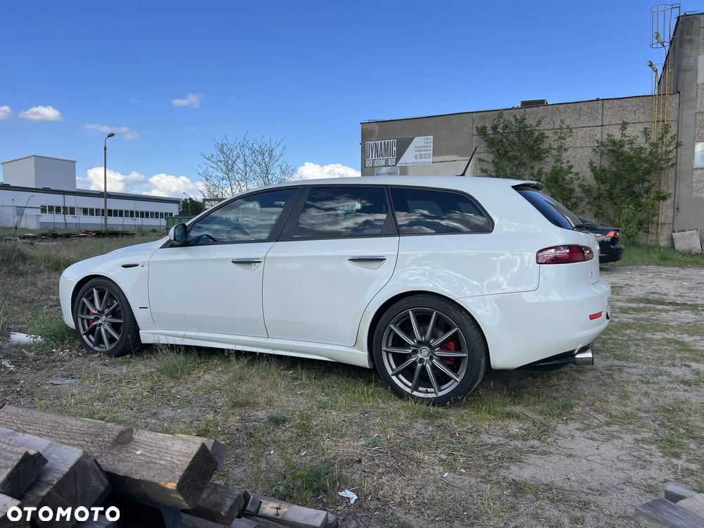 Alfa Romeo 159 2.4 JTDM 20V DPF Q4 ti - 3