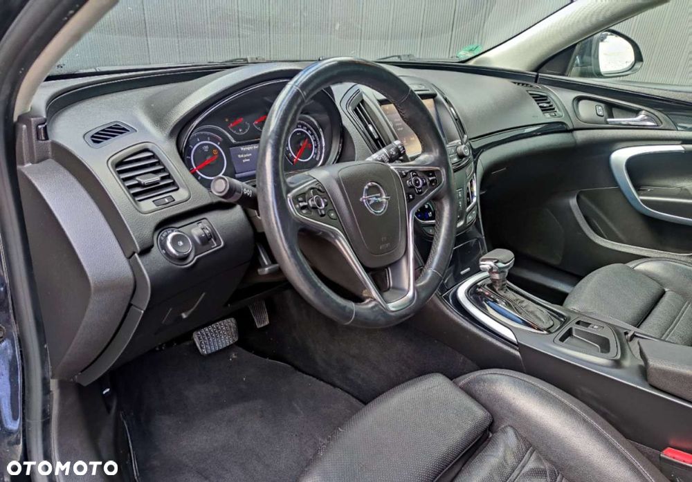 Opel Insignia - 16