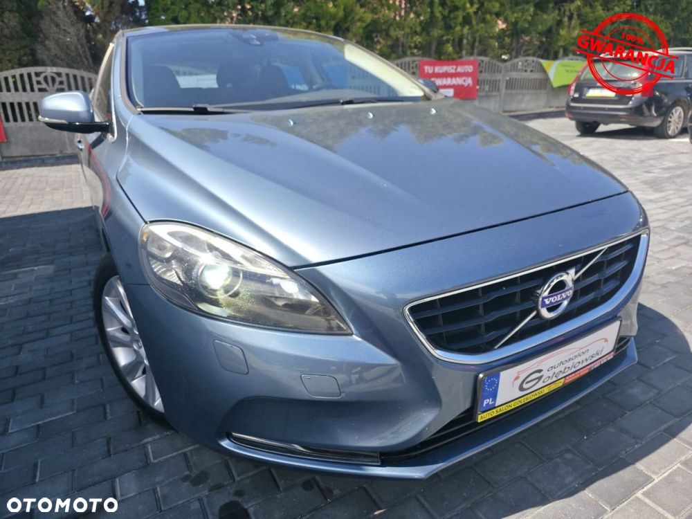 Volvo V40 - 16