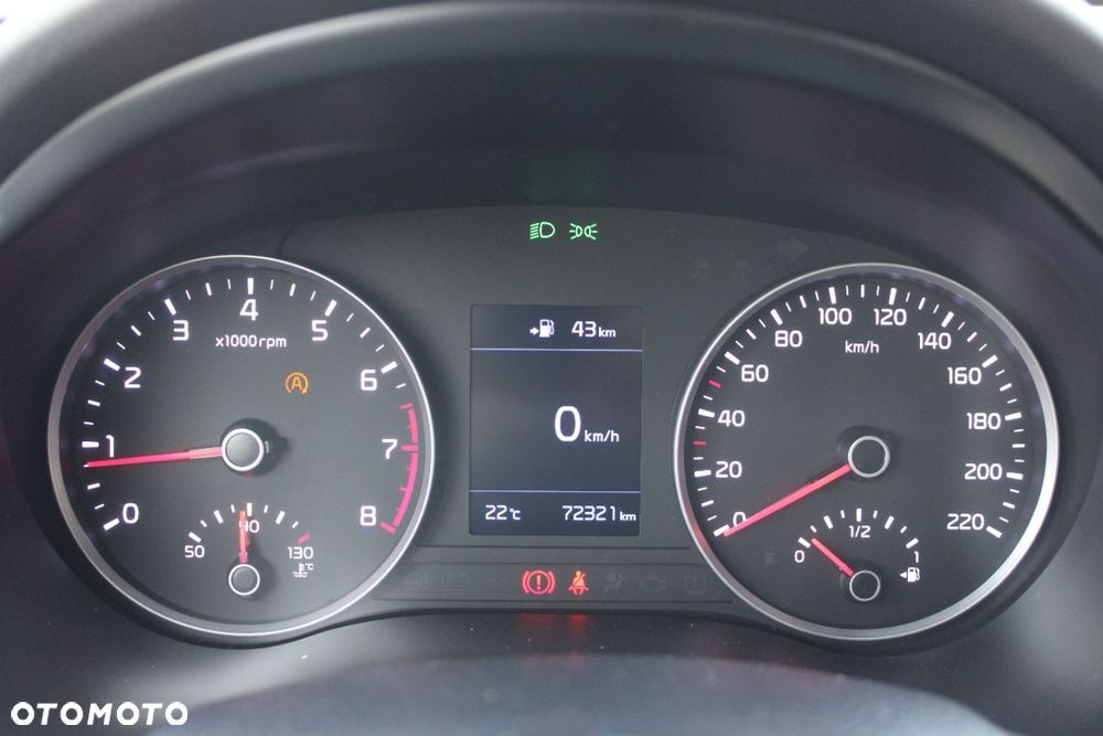 Kia Stonic - 28