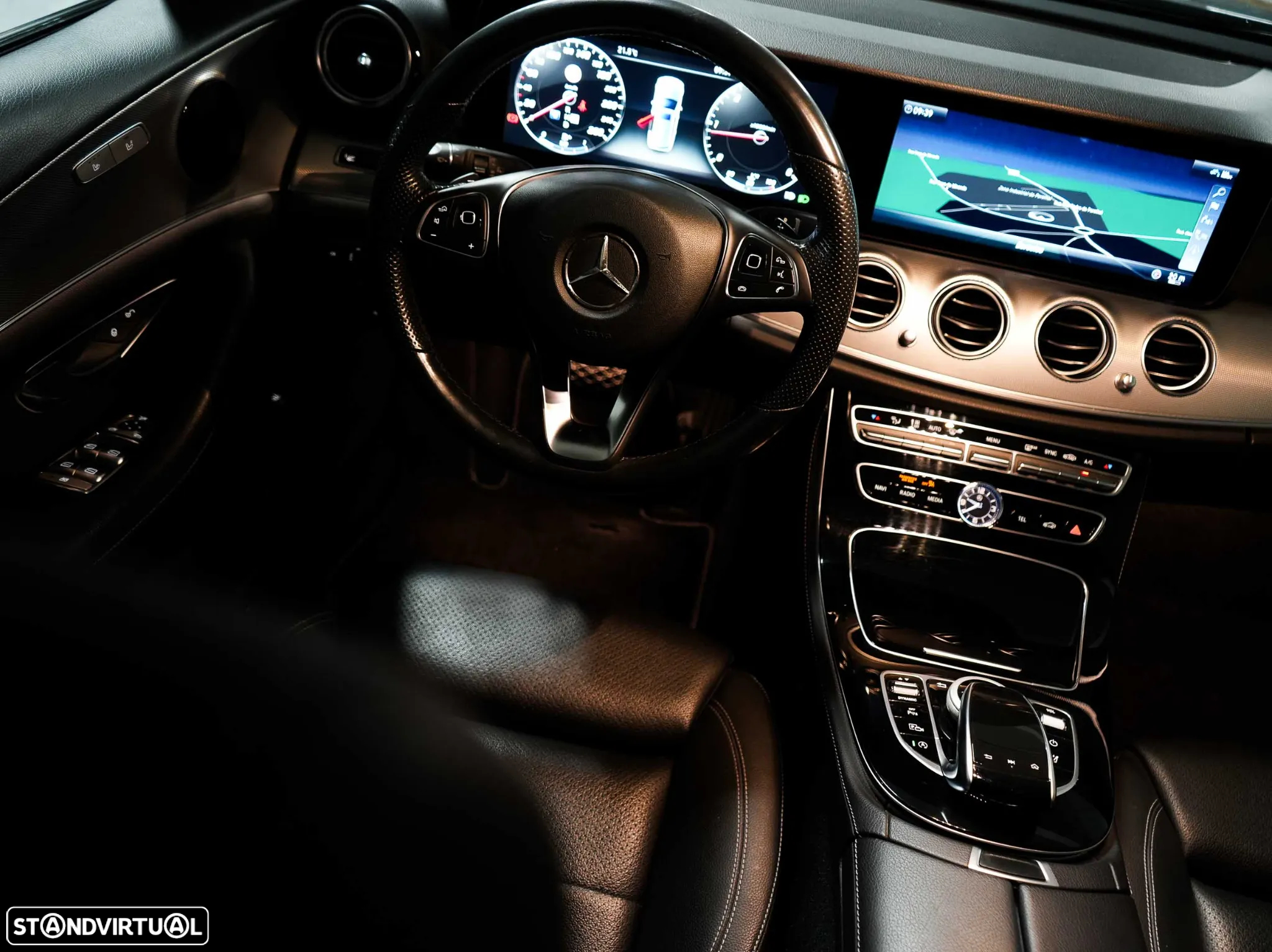 Mercedes-Benz E 220 d Avantgarde+ - 37