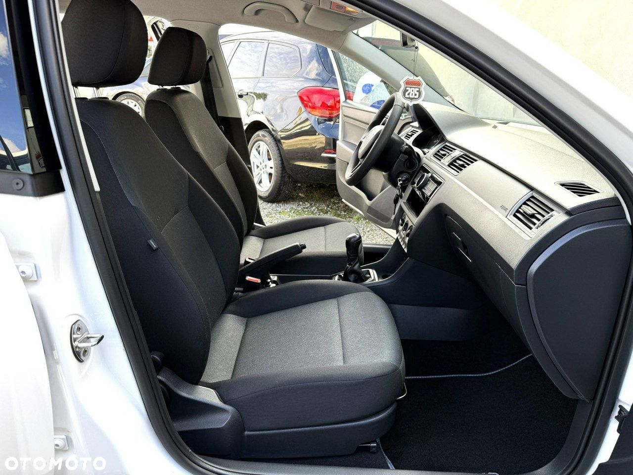 Skoda RAPID Spaceback 1.2 TSI (Green tec) Emotion Plus - 21