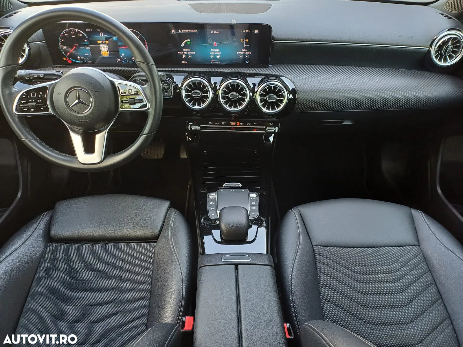 Mercedes-Benz A - 16