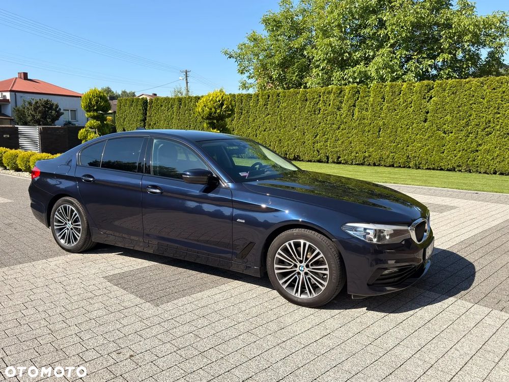 BMW Seria 5 520d Sport Line - 23