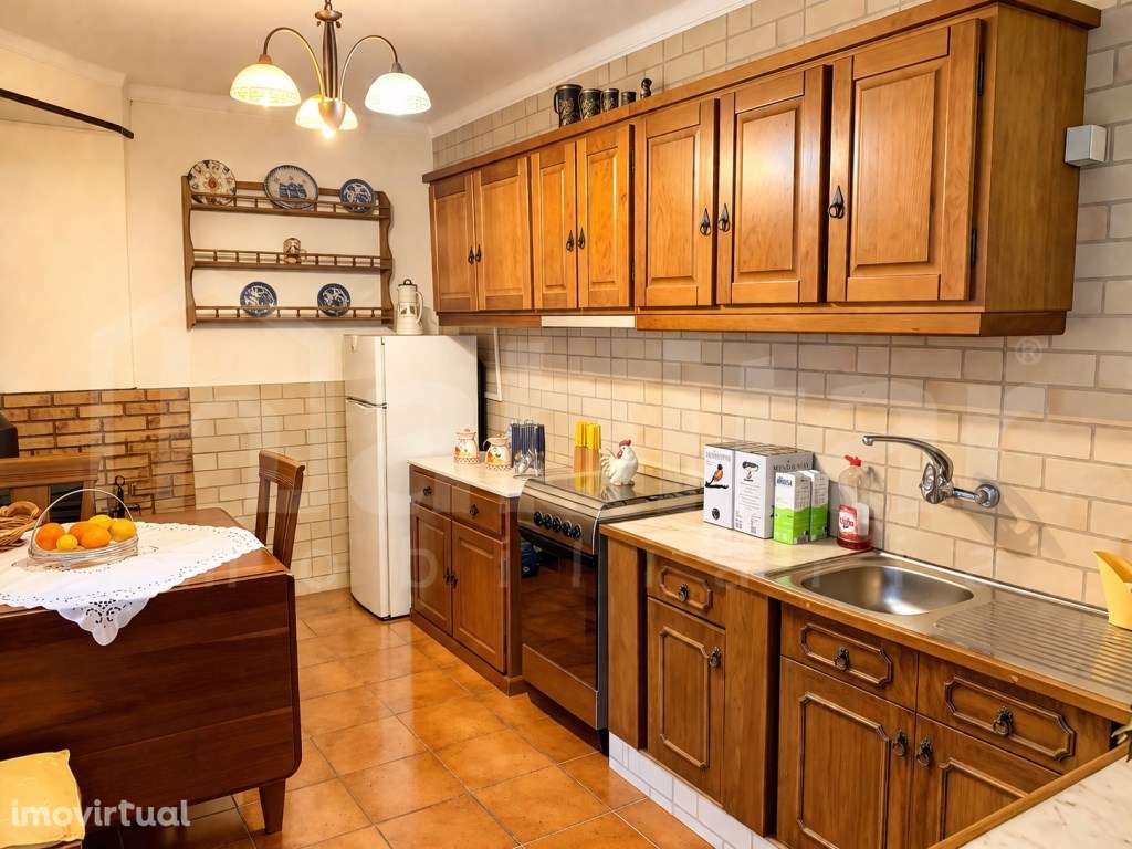 Moradia T5 + 2 C/ Quintal e Sótão - Grande imagem: 5/33