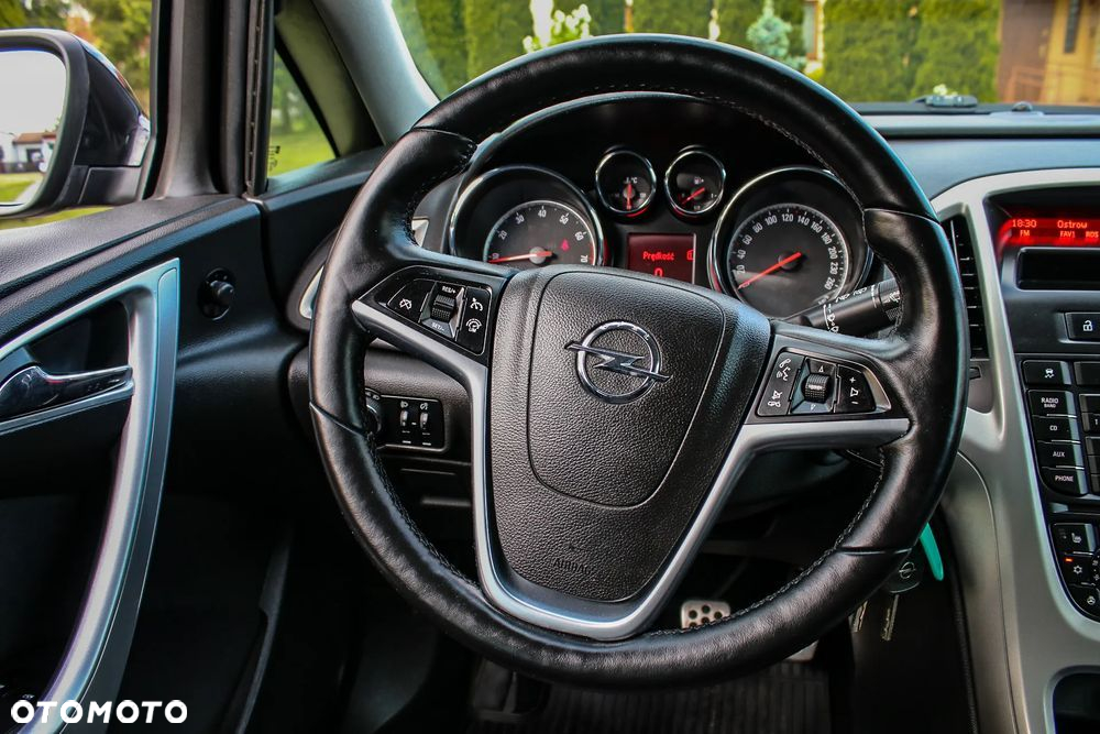 Opel Astra 1.4 Turbo Active - 32