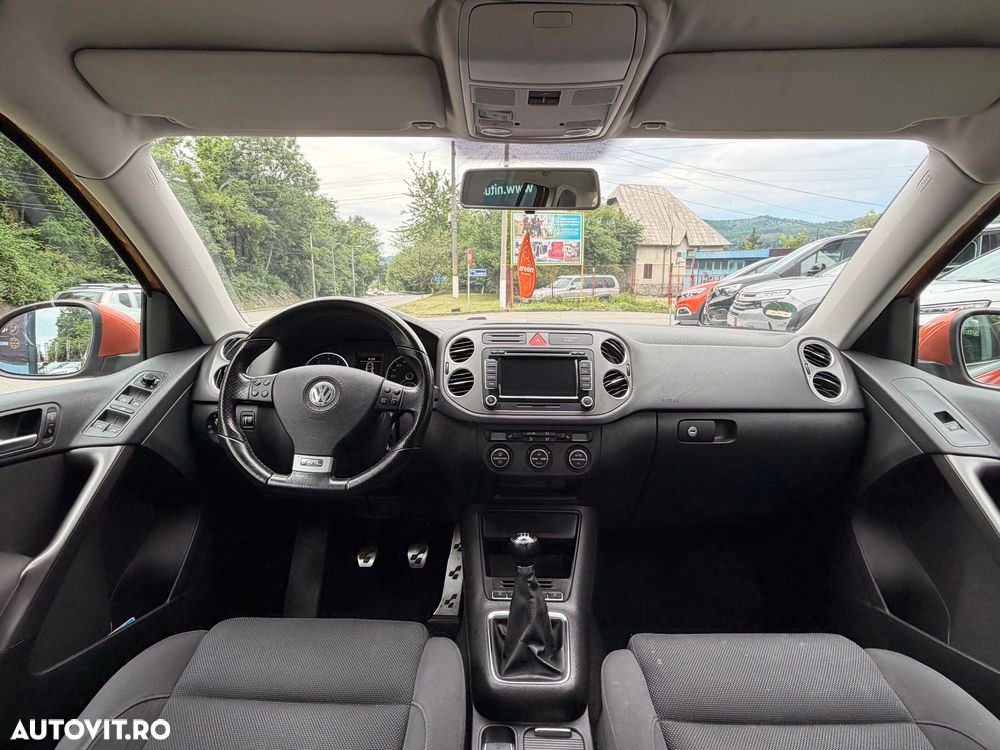 Volkswagen Tiguan 2.0 TSI 4Motion Team - 10