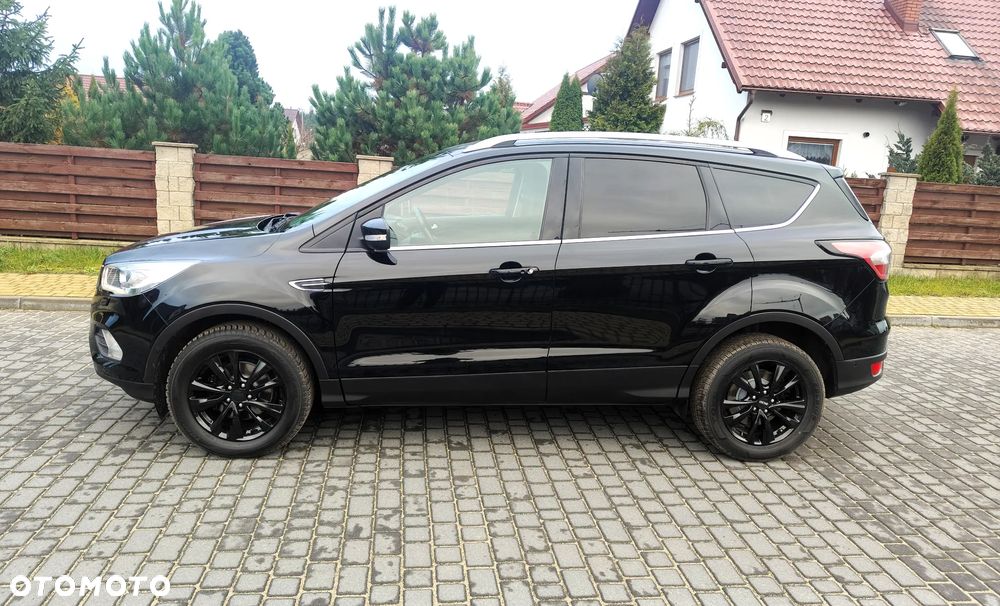 Ford Kuga - 4