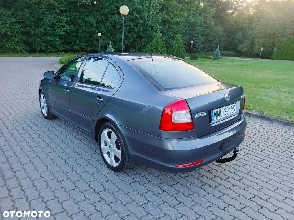 Skoda Octavia 1.4 TSI IMPULS EDITION - 38