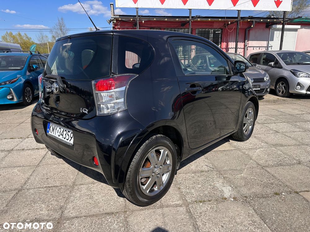Toyota iQ 1.0 Sol - 21