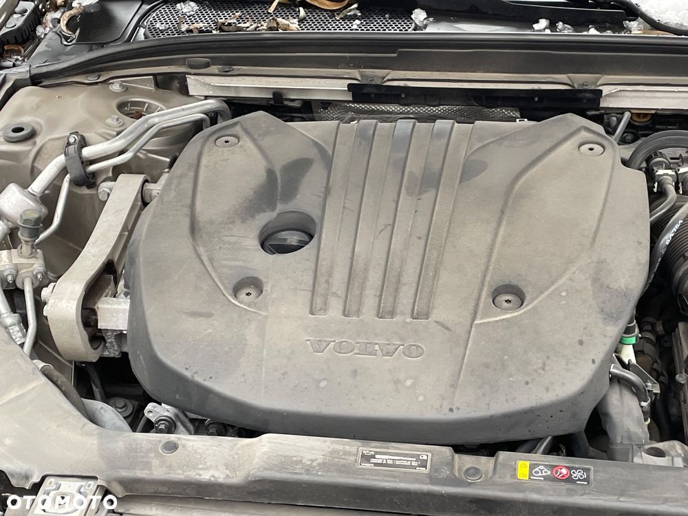 Volvo S60 T4 R-Design - 13