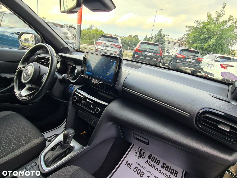 Toyota Yaris Cross Hybrid 1.5 VVT-i - 28