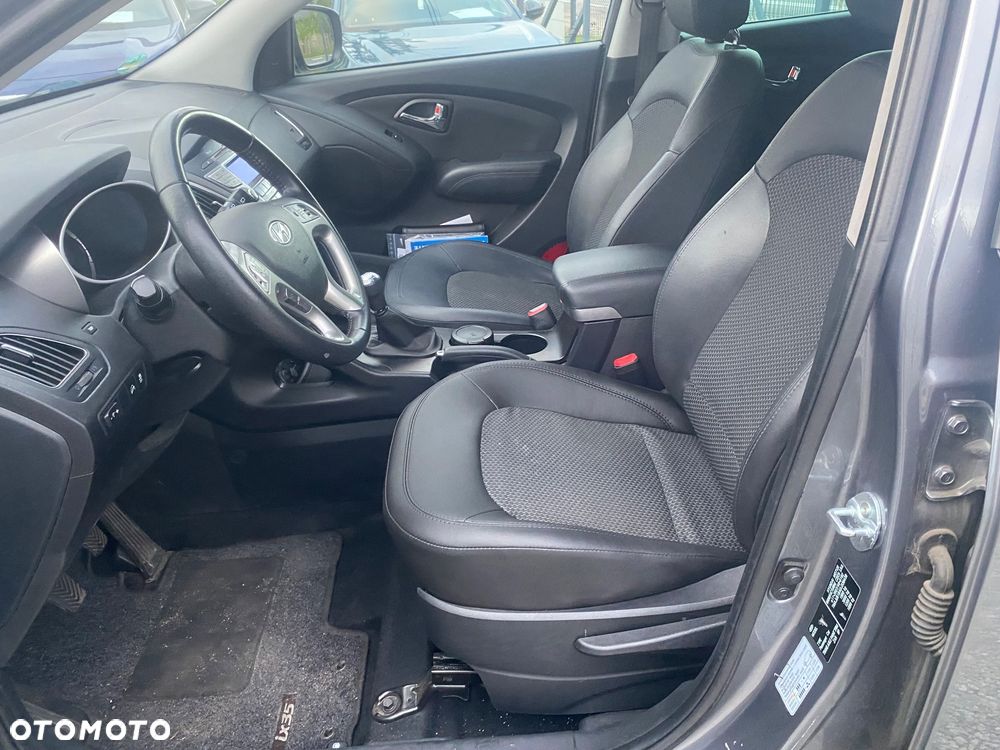 Hyundai ix35 2.0 Premium 2WD - 23