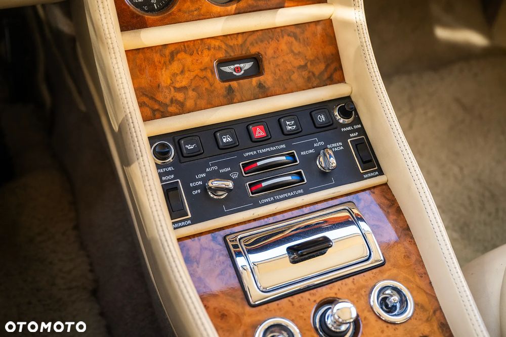 Bentley Turbo R - 24