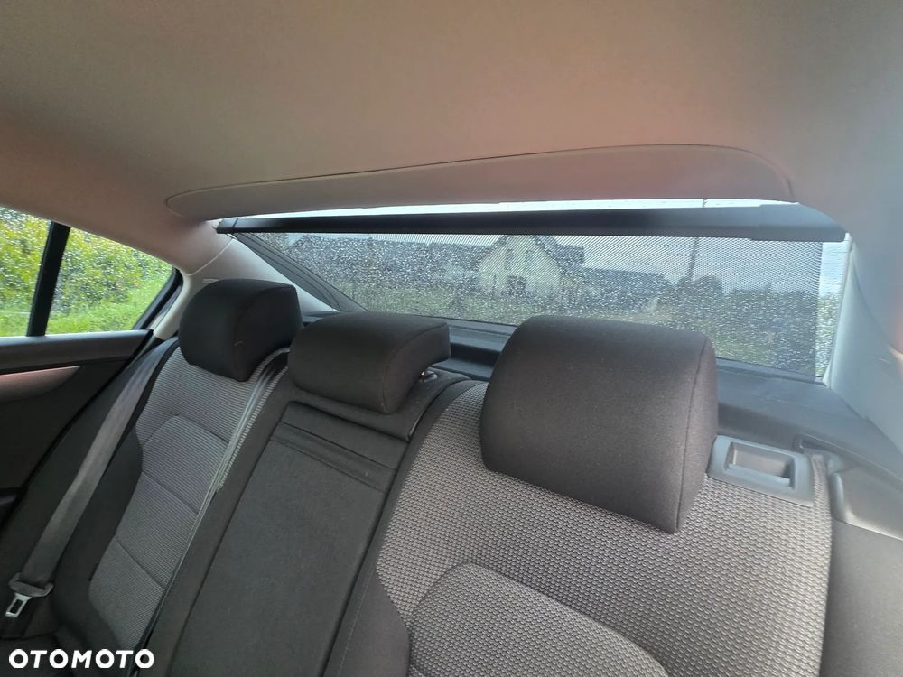 Volkswagen Passat 2.0 TDI Comfortline - 7