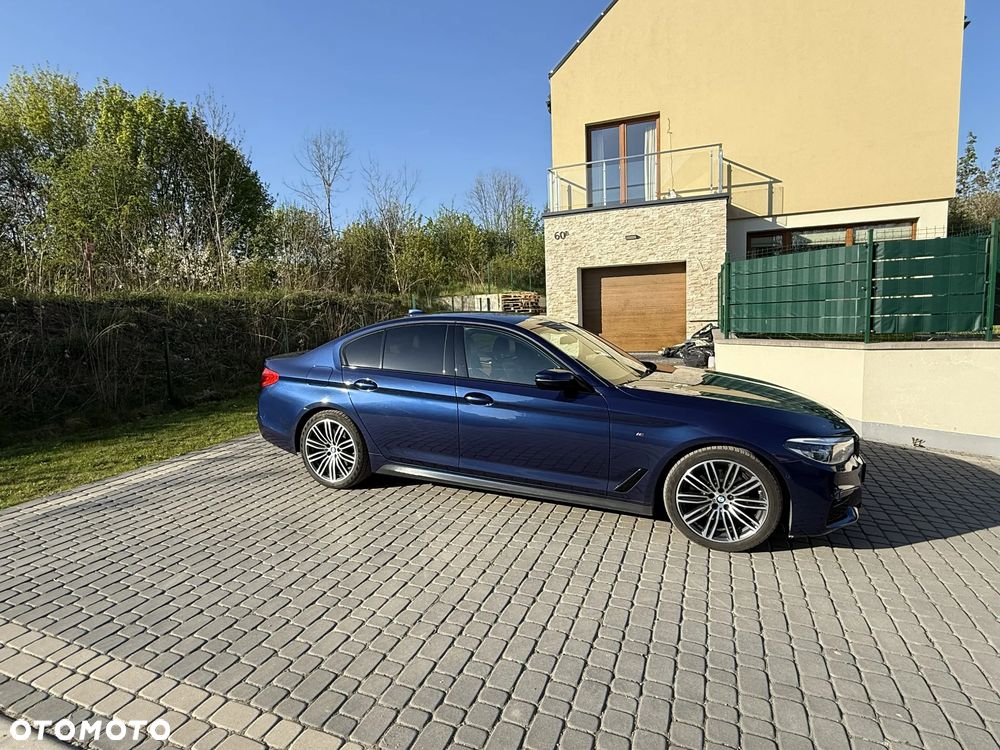 BMW Seria 5 520d xDrive M Sport sport - 2