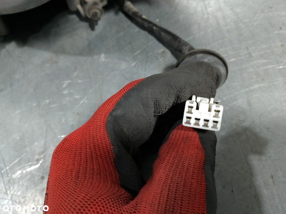 LAMPA TYLNA LEWA KIA CEE'D I 92401-1H0  HATCHBACK - 9