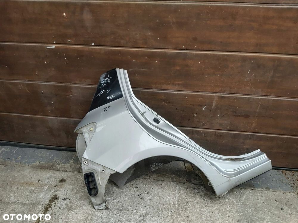 Toyota Yaris III błotnik prawy tył ćwiartka prawa 5D - 1