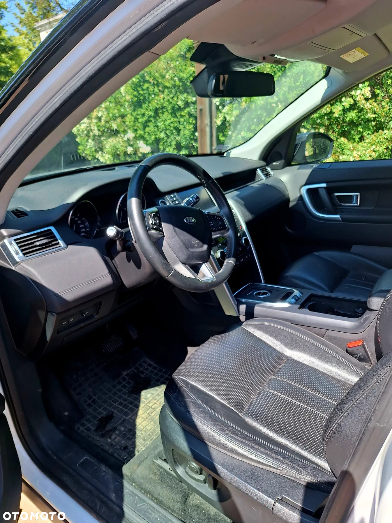 Land Rover Discovery Sport - 17